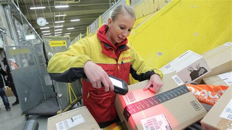 das paket ist im paketzentrum eingetroffen